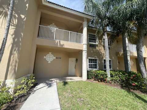 8232 Mulligan Circle, Port Saint Lucie, FL 34986