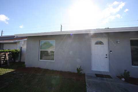 5928 Ithaca Circle W, Lake Worth, FL 33463