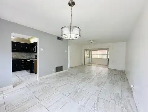 811 Salem Lane, Lake Worth, FL 33467