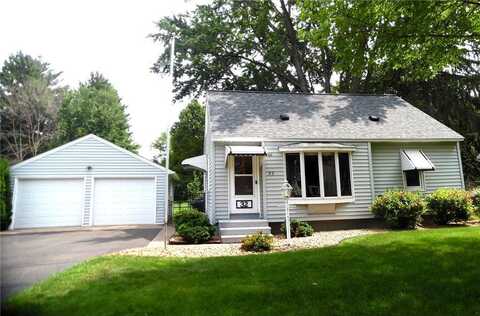 32 Center Road, Circle Pines, MN 55014