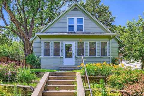 979 Livingston Avenue, West Saint Paul, MN 55118
