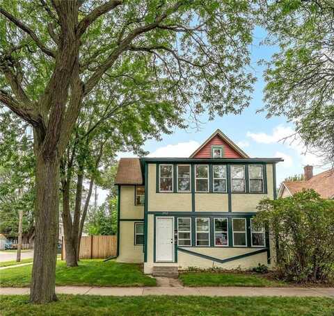 2302 6th Street NE, Minneapolis, MN 55418