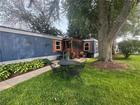 100 Southhaven Drive, Mankato, MN 56001
