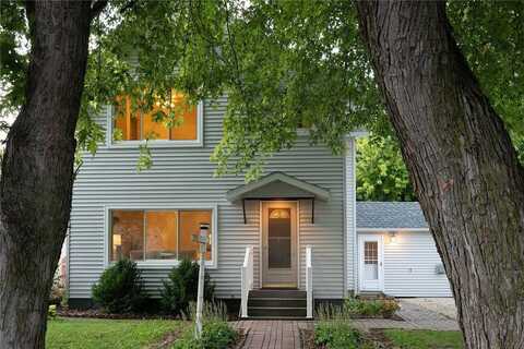 128 2nd Street NE, Blooming Prairie, MN 55917