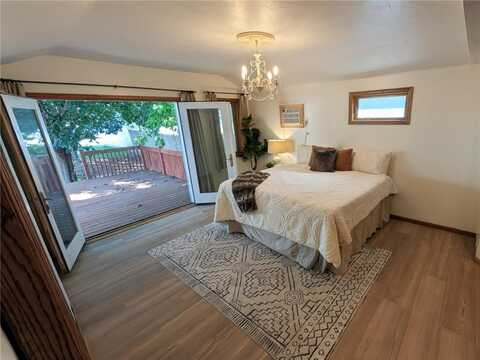 128 2nd Street NE, Blooming Prairie, MN 55917