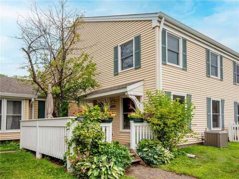 4928 Grenwich Trail N, Oakdale, MN 55128