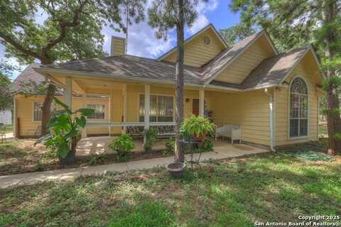 329 Lost Trail Circle, La Vernia, TX 78121