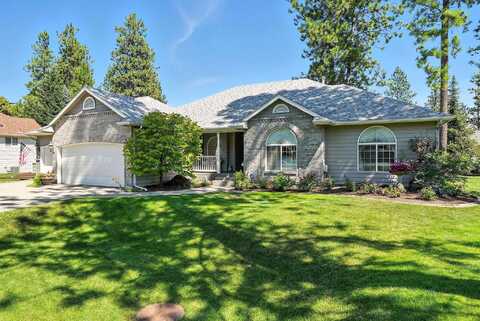 6908 N East Bluff Ct, Spokane, WA 99208