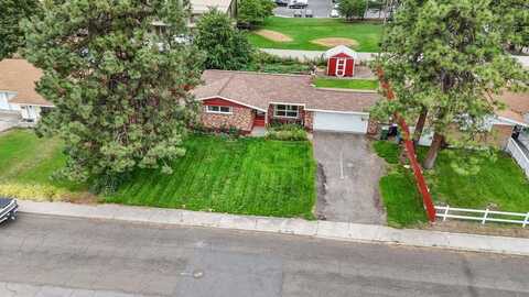 1808 W Kiernan Ave, Spokane, WA 99205