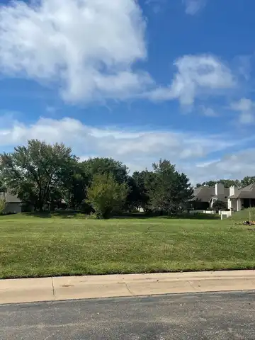 5 E Via Roma, Wichita, KS 67230