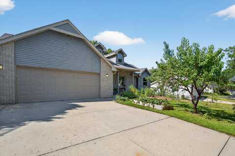 1823 Buckingham Road, Stoughton, WI 53589