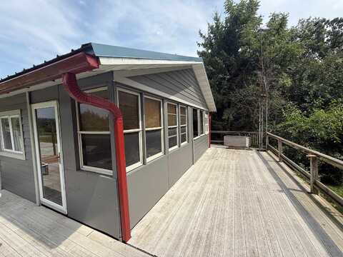 309 Golden Avenue, Wisconsin Dells, WI 53965
