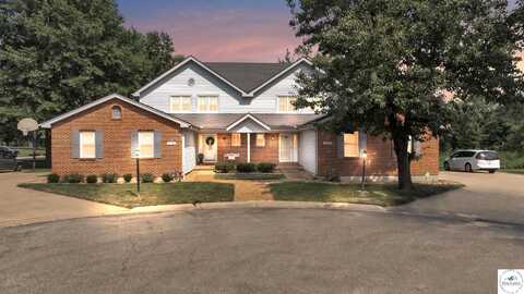 109 Walnut Park, Sedalia, MO 65301