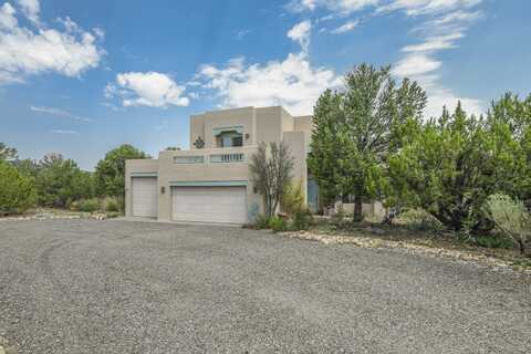 14 Kiva Court, Sandia Park, NM 87047