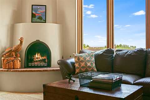11 Gaviota Road, Santa Fe, NM 87508