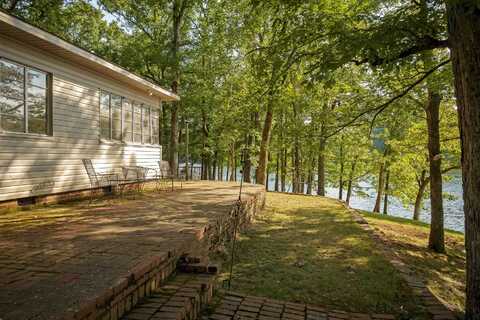 446 Ridge Rd, Killen, AL 35645