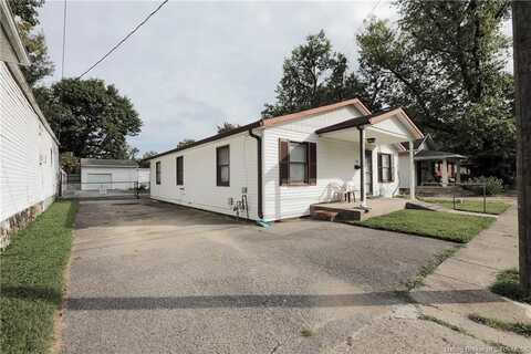 308 Knobloch Avenue, Jeffersonville, IN 47130