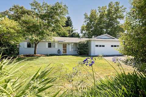 1888 Alcan Drive, Medford, OR 97504