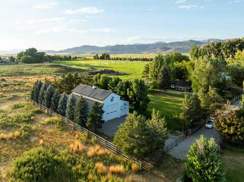 305/309 Bud's Way, Picabo, ID 83348
