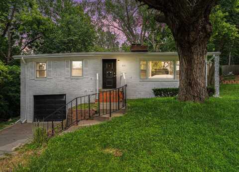 433 MIDLAND Drive, COUNCIL BLUFFS, IA 51503
