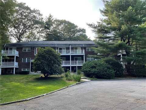 12 Stonehenge Drive, Smithfield, RI 02828