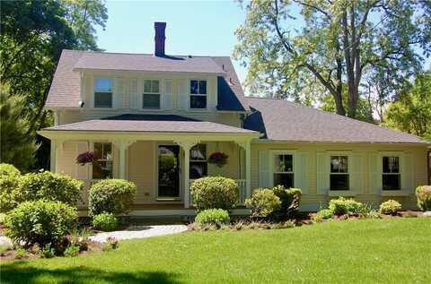 38 Adelaide Avenue, Barrington, RI 02806