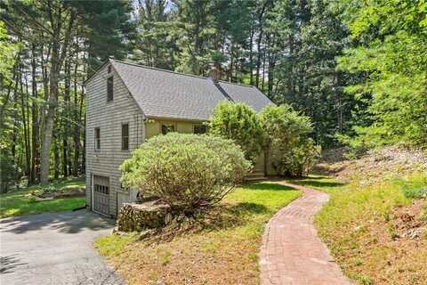 30 Pacheco Drive, North Smithfield, RI 02896