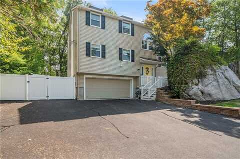 7 Aurora Drive, Cumberland, RI 02864