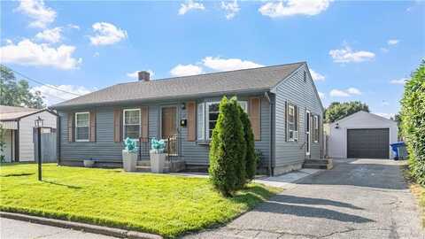 29 Anama Avenue, East Providence, RI 02916