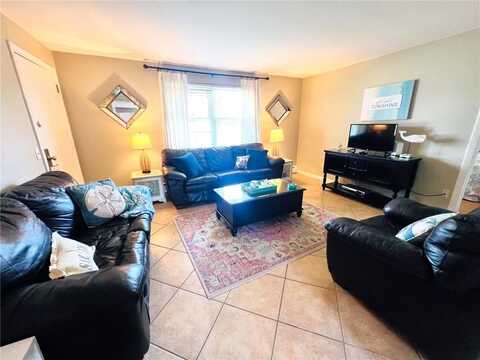 70 Carroll Avenue, Newport, RI 02840