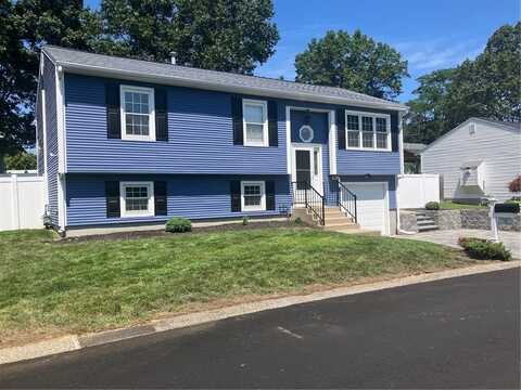 10 Hill Street, North Providence, RI 02904