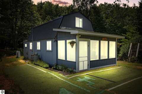 TBD S 47 3/4 Road, Cadillac, MI 49601