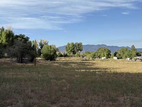 Camino Andalucia, Taos, NM 87571