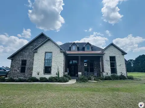 131 Barkman Creek Trace Rd, Hooks, TX 75561