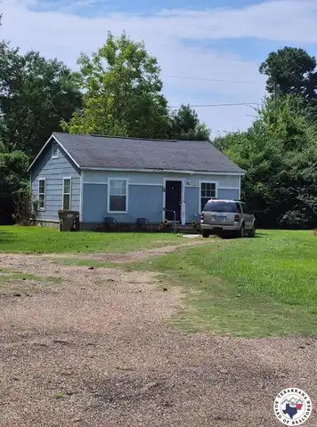 8 Meade Place, Hooks, TX 75561
