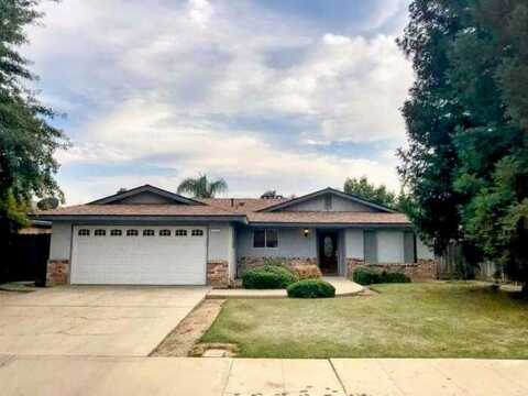 2345 Tammy Lane Lane, Selma, CA 93662