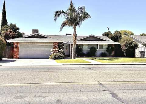 1449 W Whitendale Avenue, Visalia, CA 93277