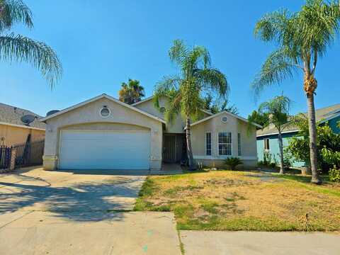 13511 7th Street Street, Parlier, CA 93648