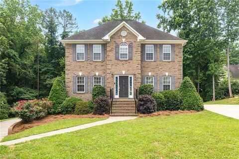 6107 Hanes Way, Clemmons, NC 27012
