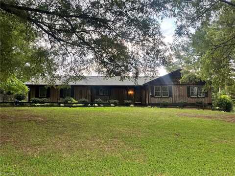 287 Dove Drive, Winston Salem, NC 27107