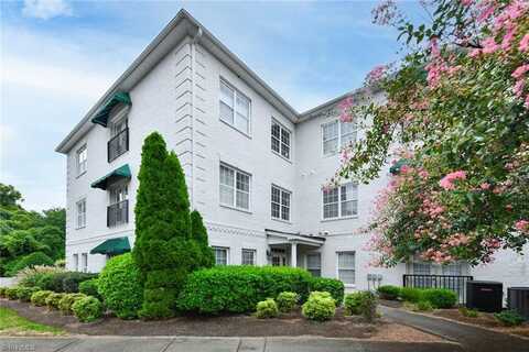 110 Sunset Circle, Greensboro, NC 27408