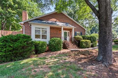 1916 Cliff Pointe Court, Winston Salem, NC 27106