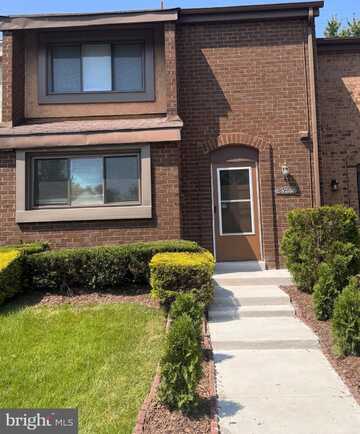 8252 CANNING TERRACE, GREENBELT, MD 20770