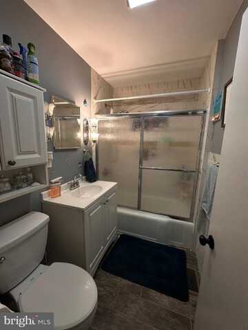 2025 S CLINTON AVENUE, HAMILTON, NJ 08610