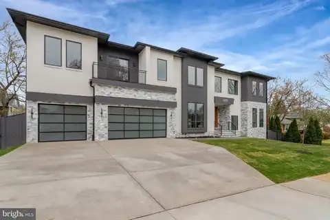 6820 BROYHILL STREET, MCLEAN, VA 22101