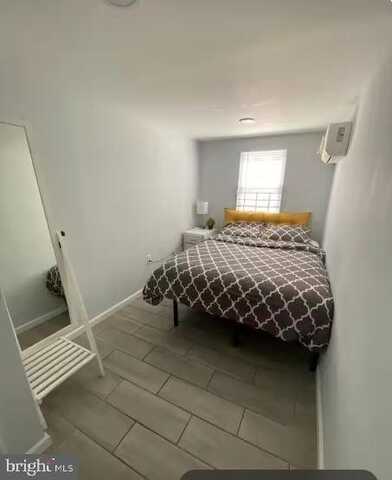 #PrivateRoomW/sharedBath DOTHAN PLAZA, PHILADELPHIA, PA 19153