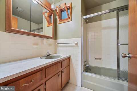 139 ROSSITER AVENUE, PHOENIXVILLE, PA 19460