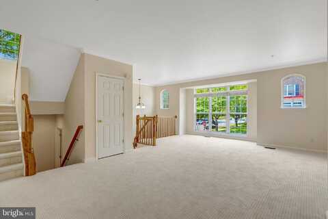 25206 DUNVEGAN SQUARE, CHANTILLY, VA 20152