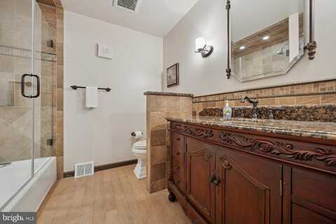 379 GLEN MEADOW ROAD, RICHBORO, PA 18954