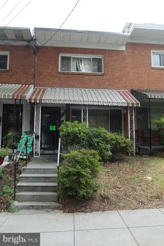 1719 TAYLOR STREET NE, WASHINGTON, DC 20017